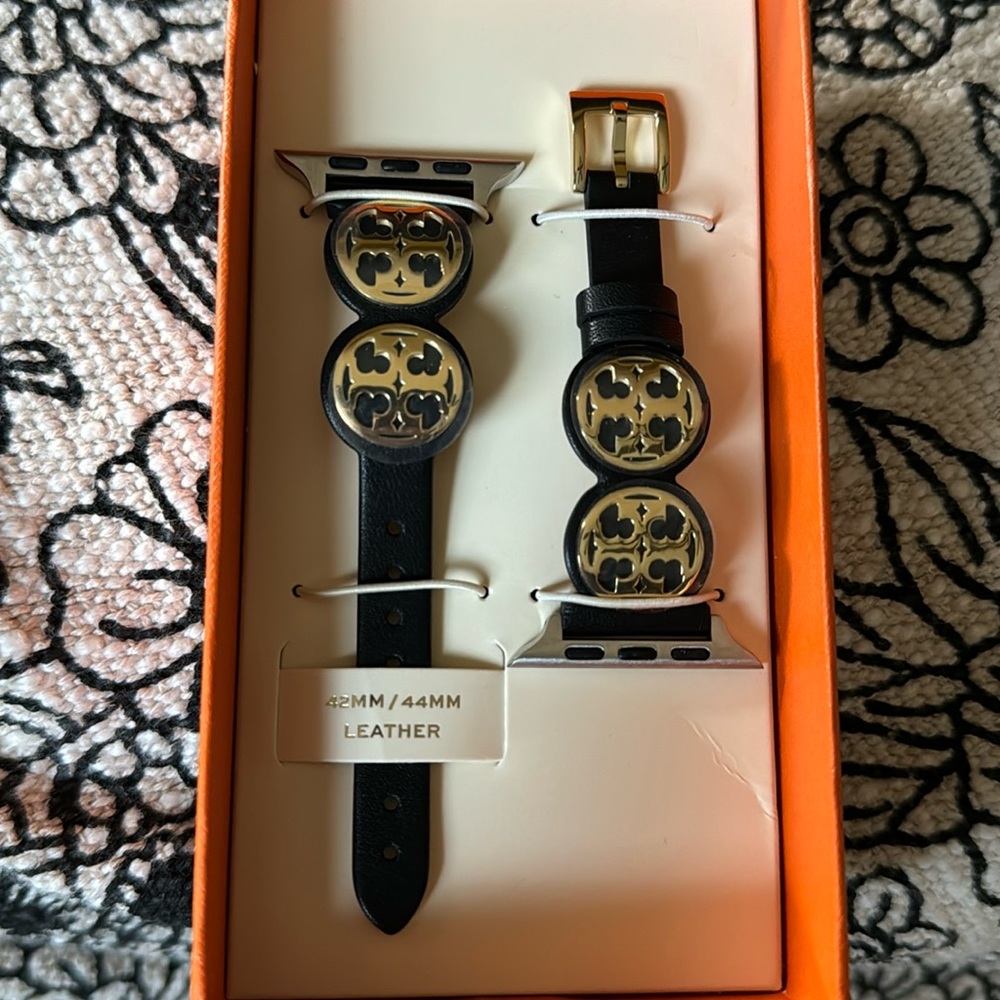 NEW TORY BURCH MILLER BAND FOR APPLE WATCH BLACK LEATHER 42 MM - 44 MM TBS0037L